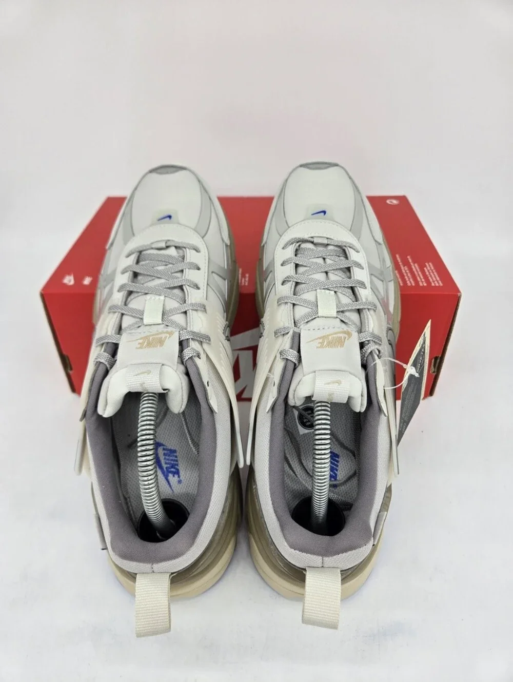 Nike V2K Run GORE-TEX Women's Waterproof Shoes Size 10